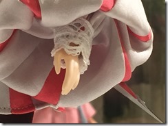 クリス袖口